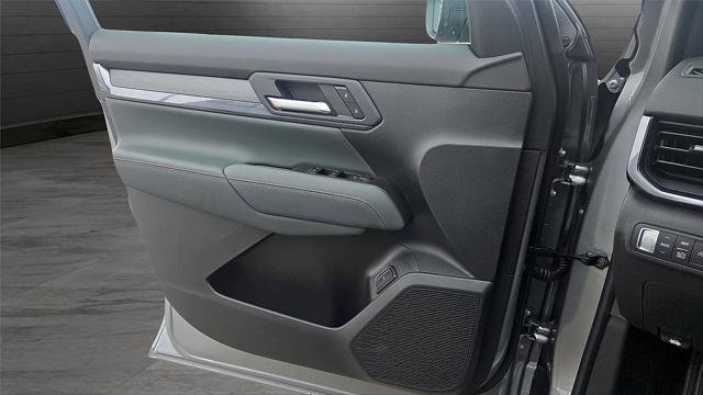 New 2026 GMC Terrain AT4 w/ LPO, Floor Liner Package AWD/4WD image 22