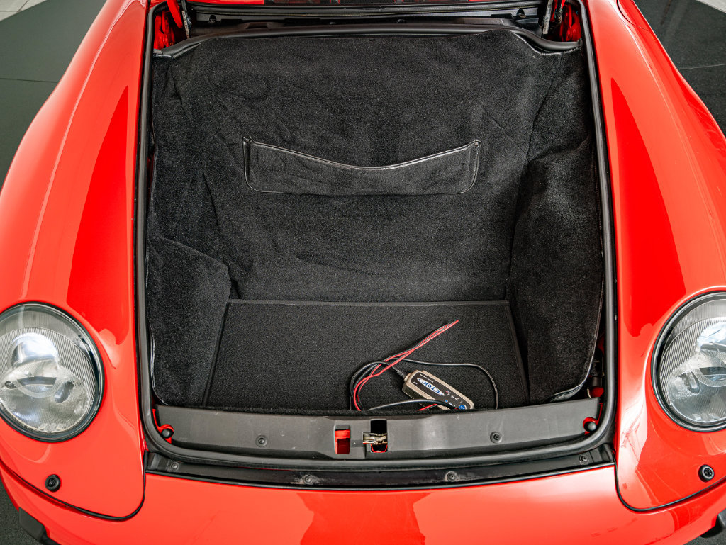 Used 1995 Porsche 911 Carrera RWD image 62