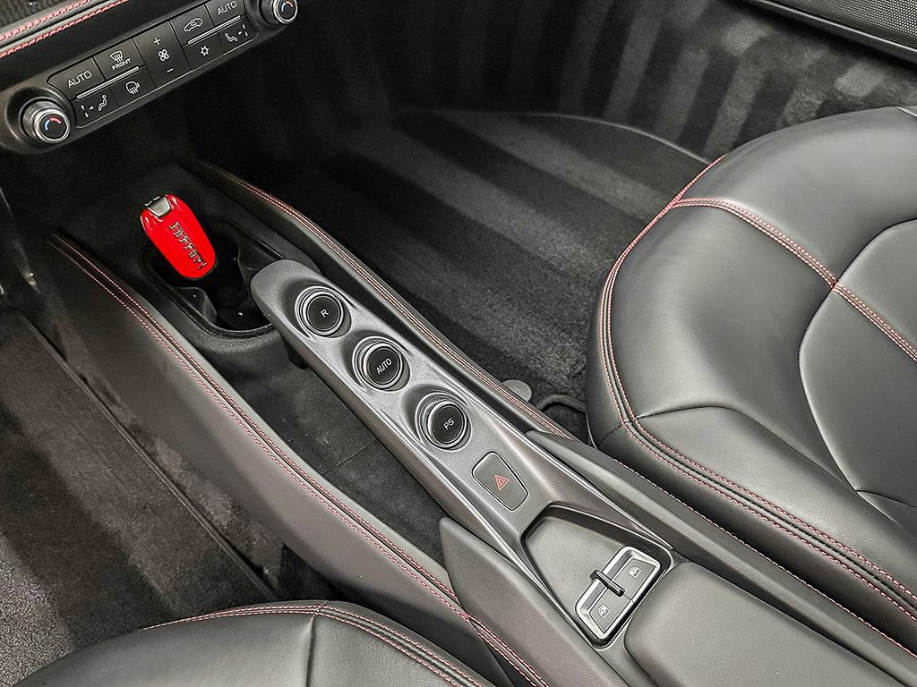 Used 2020 Ferrari F8 Tributo image 11