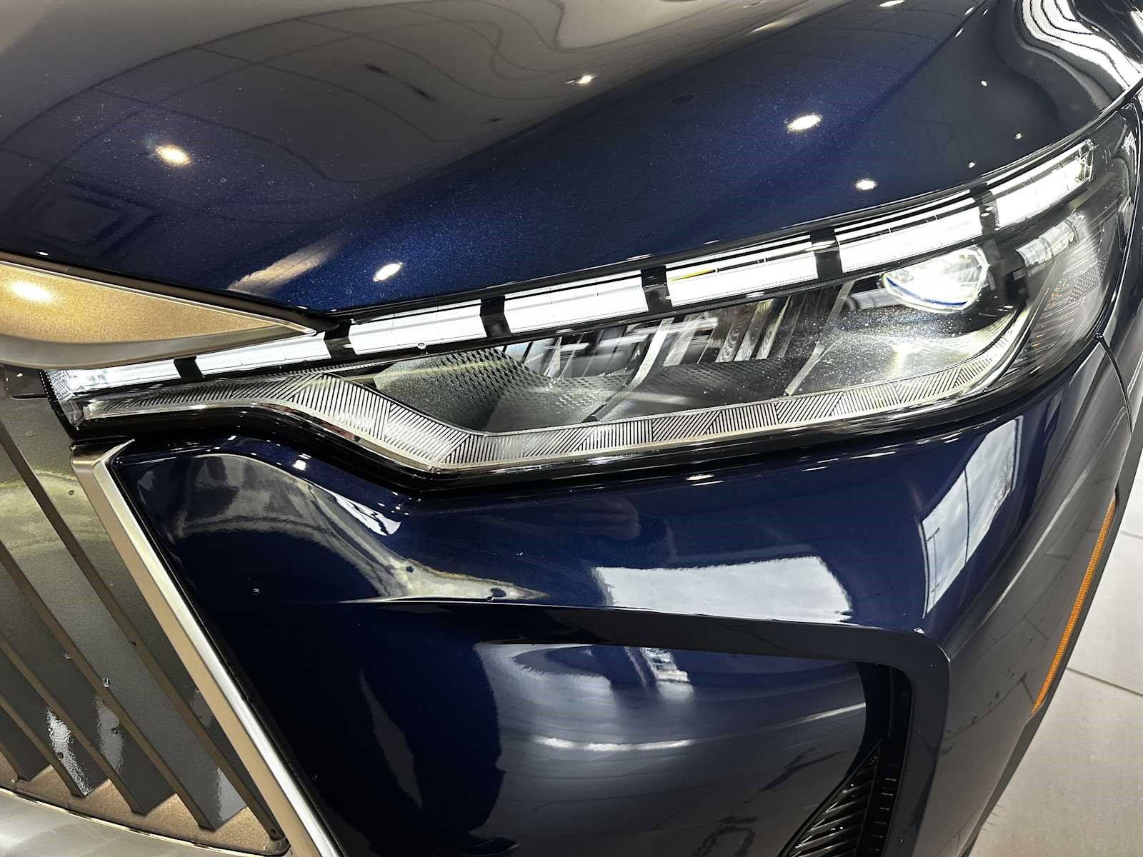 New 2026 INFINITI QX60 Luxe image 5