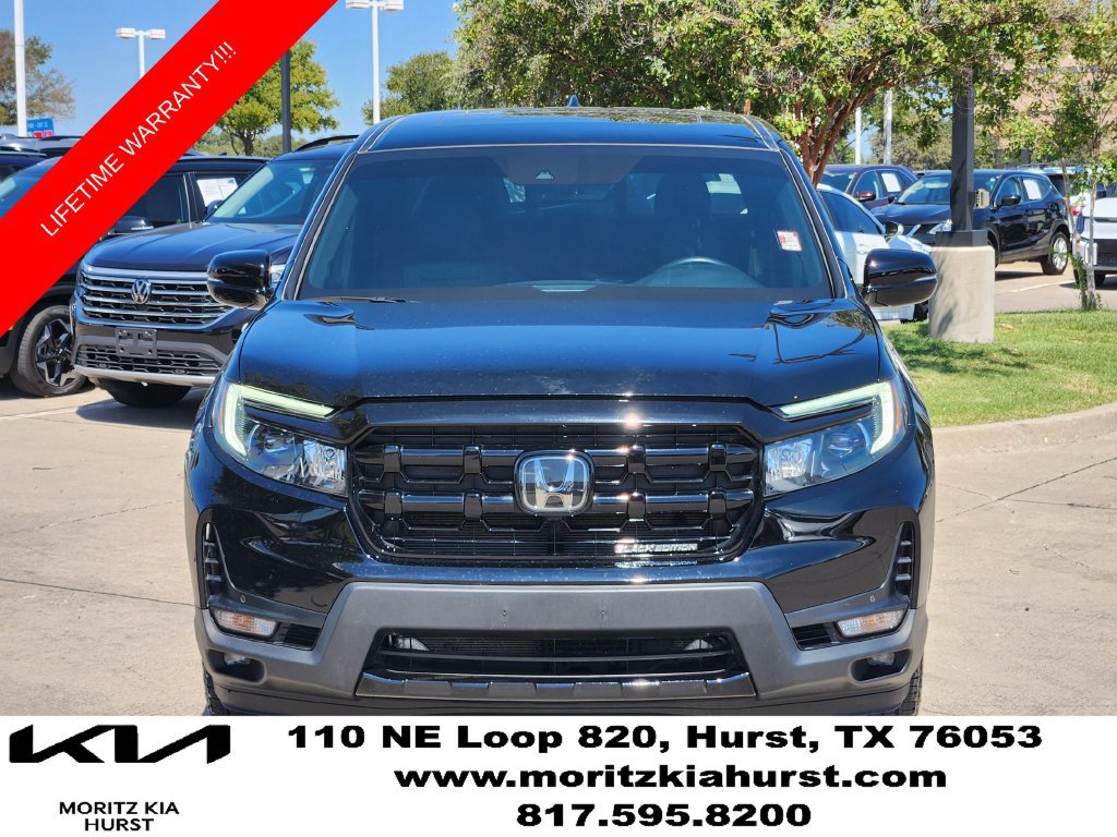 Used 2025 Honda Ridgeline Black Edition image 11