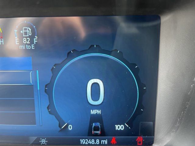 Used 2023 Ford F350 Lariat w/ Tow Technology Package image 16