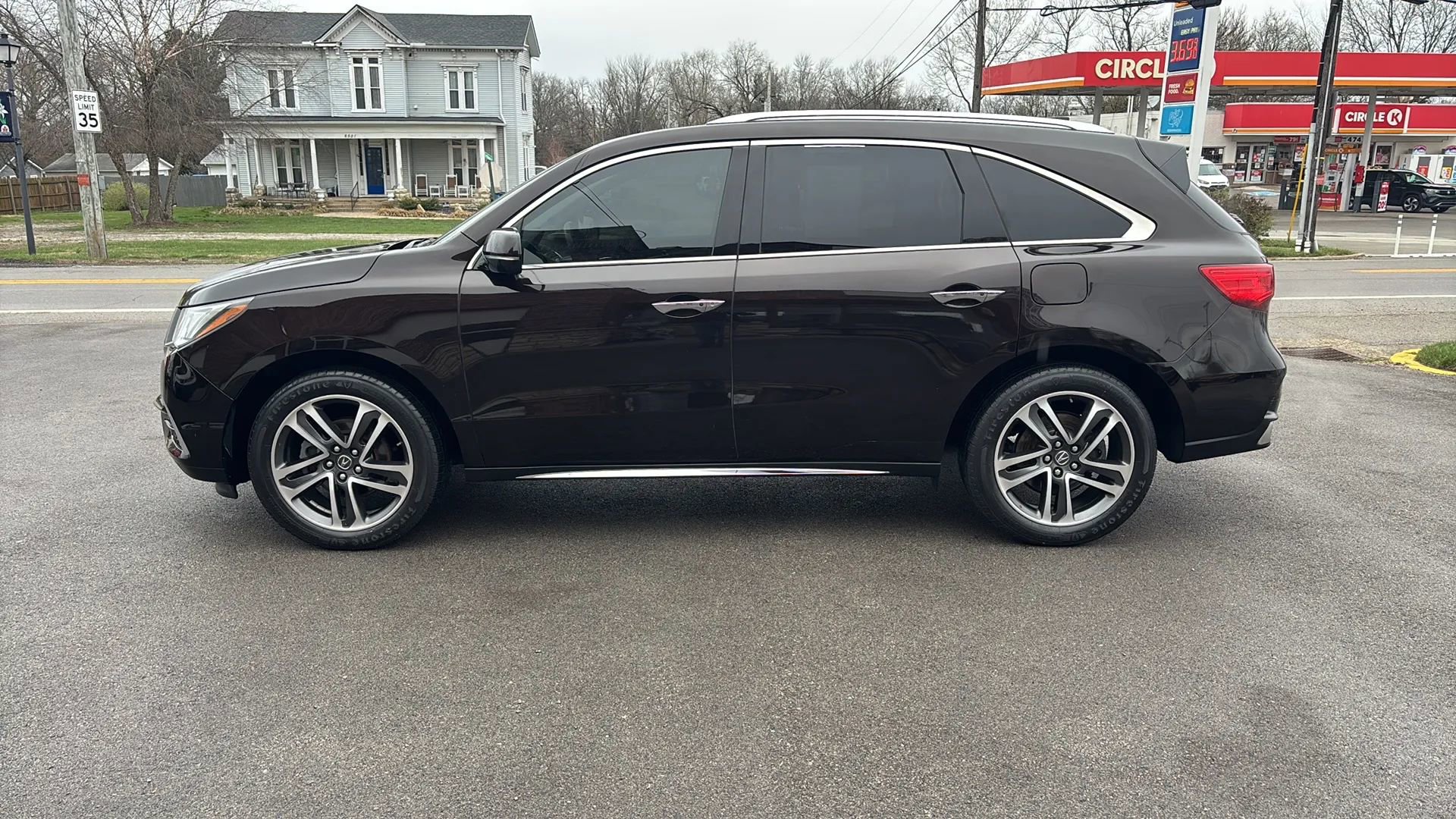 Used 2017 Acura MDX SH-AWD w/ Advance Package image 6