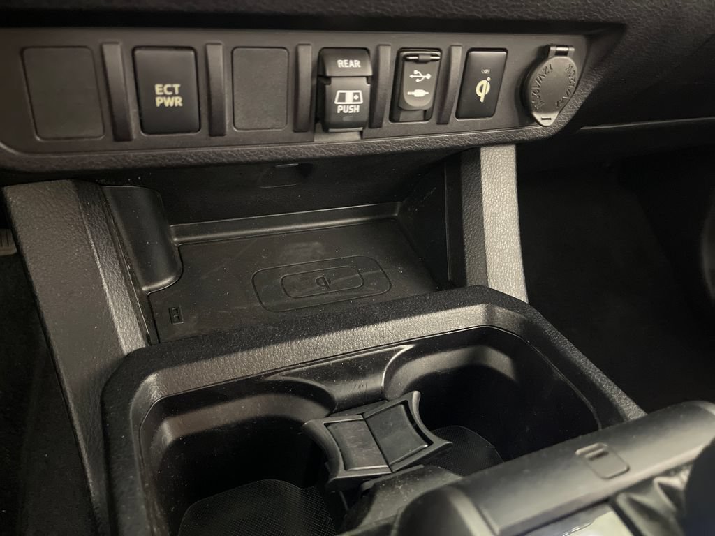 Used 2018 Toyota Tacoma TRD Sport RWD image 40
