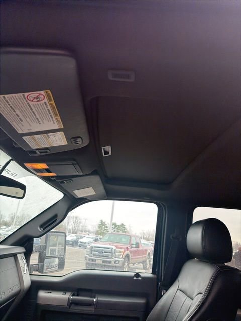 Used 2015 Ford F250 Lariat w/ Lariat Ultimate Package image 24