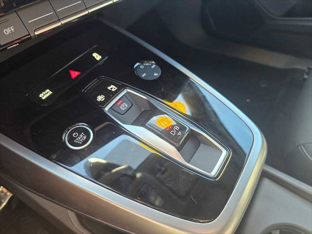 Used 2023 Audi Q4 e-tron Premium Plus w/ Premium Plus image 32