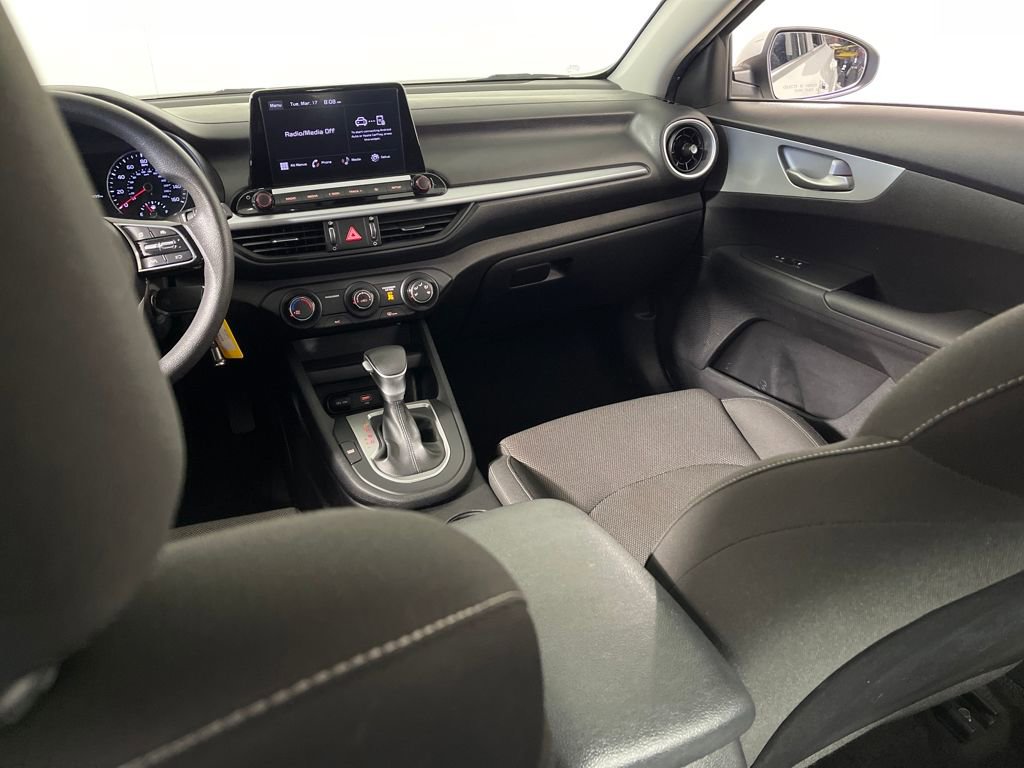Used 2023 Kia Forte LXS image 17