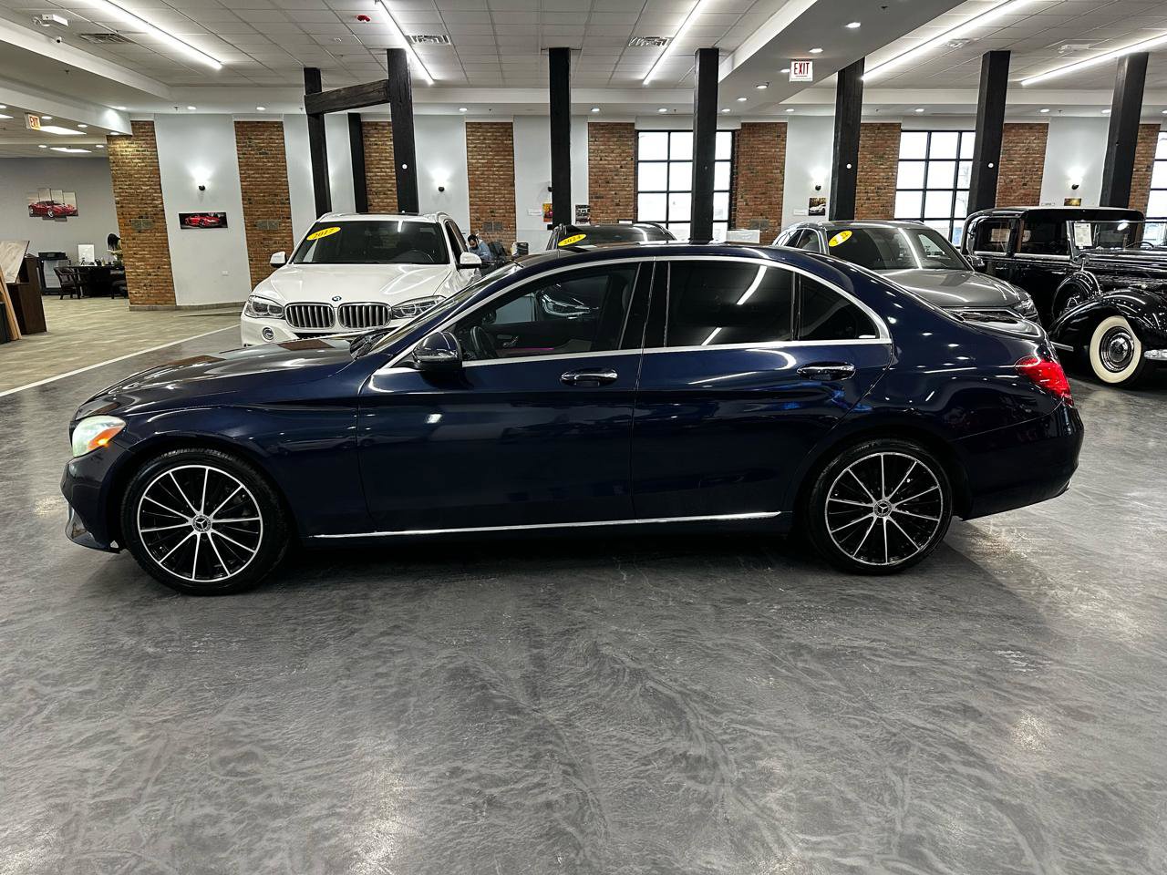 Used 2020 Mercedes-Benz C 300 Sedan w/ Premium Package image 8