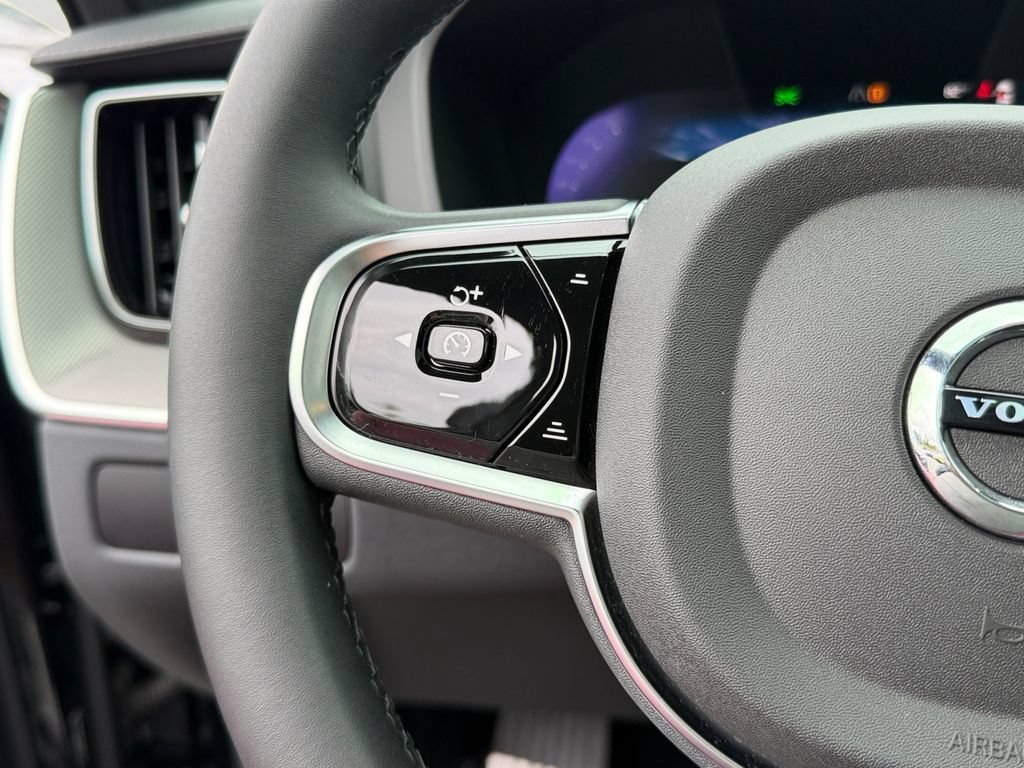 Certified 2025 Volvo XC60 T8 Ultra w/ Climate Package AWD/4WD image 20