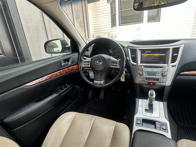 Used 2012 Subaru Outback 3.6R Limited AWD/4WD image 5