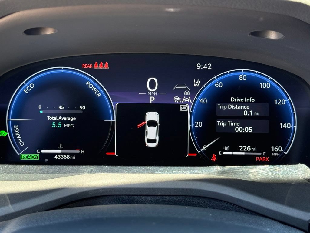 Used 2025 Toyota Camry XSE FWD image 13