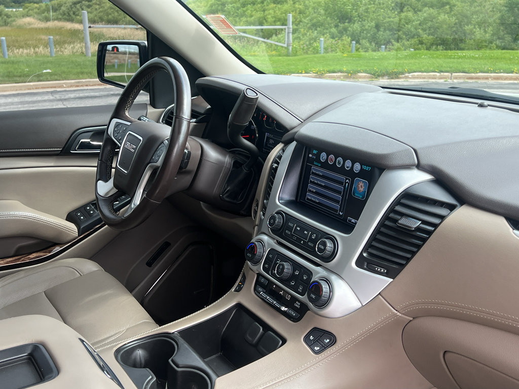 Used 2019 GMC Yukon SLT w/ Premium Edition AWD/4WD image 27