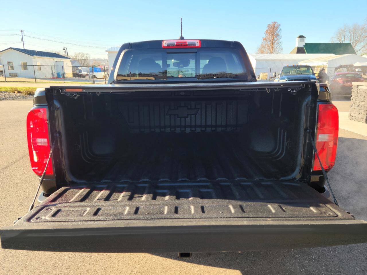 Used 2022 Chevrolet Colorado LT w/ Luxury Package AWD/4WD image 18