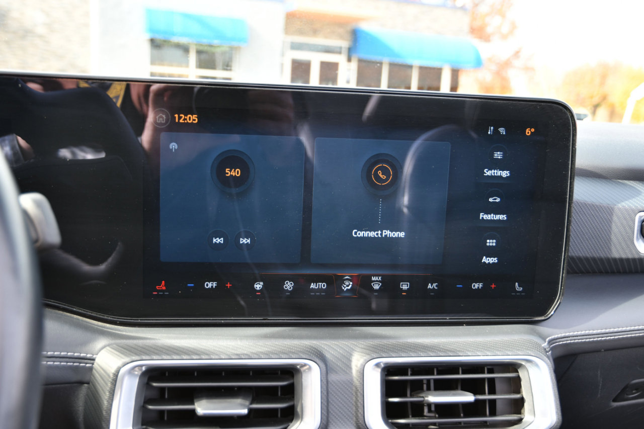 Used 2025 Ford Mustang Premium image 12