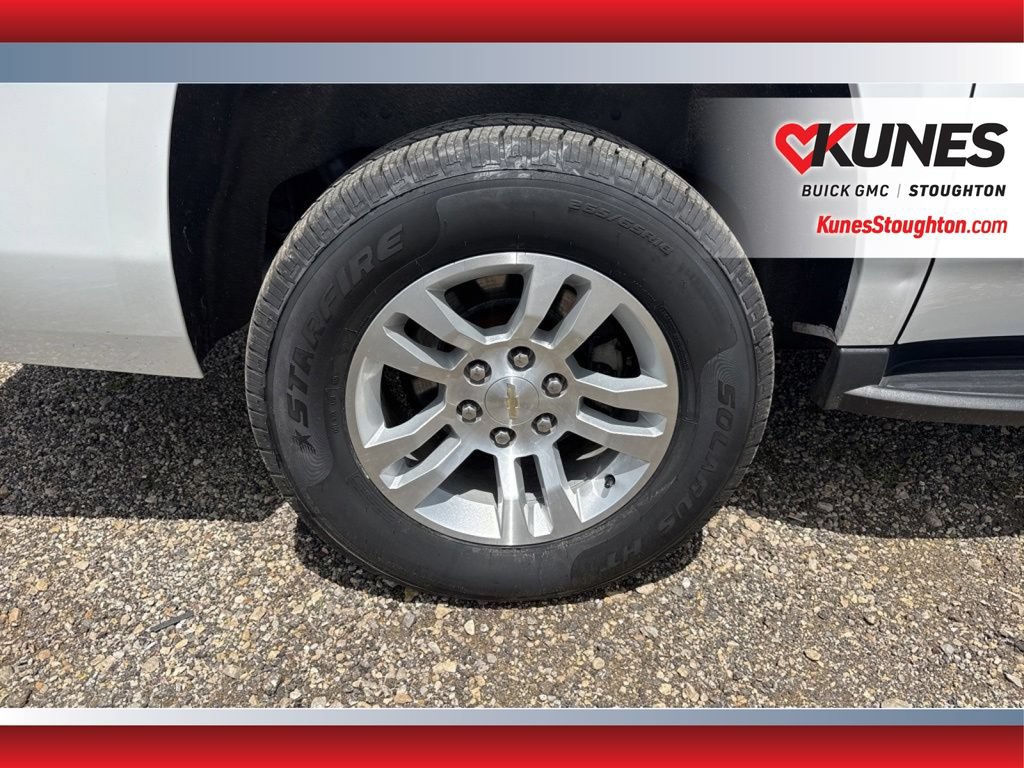 Used 2019 Chevrolet Suburban LT AWD/4WD image 12