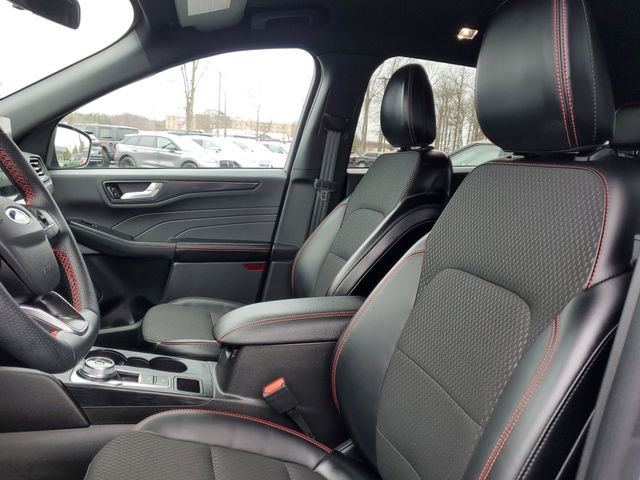 Certified 2024 Ford Escape ST-Line w/ Tech Pack #1 image 8