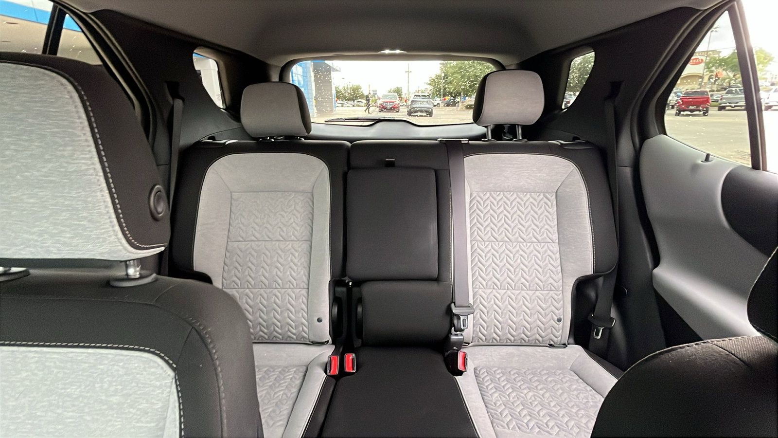 Used 2024 Chevrolet Equinox LS w/ LS Convenience Package FWD image 23