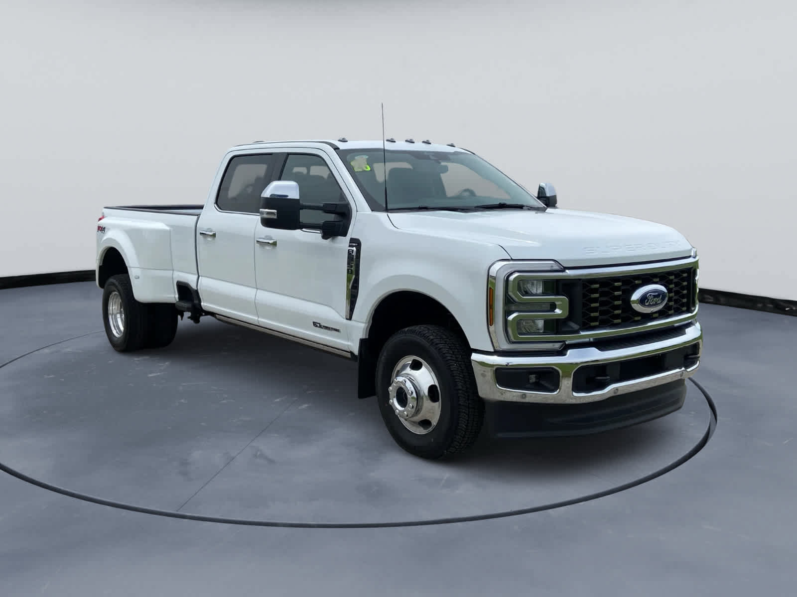 New 2026 Ford F350 Lariat w/ Lariat Ultimate Package AWD/4WD image 3