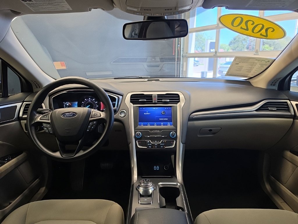 Used 2020 Ford Fusion SE FWD image 16