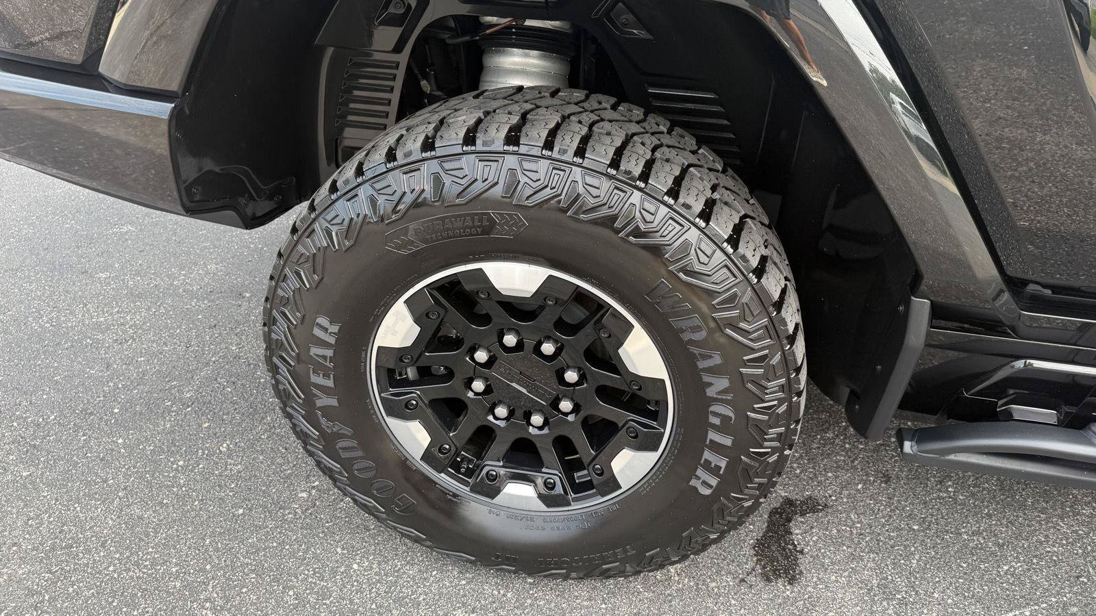 Used 2023 GMC Hummer EV Edition 1 AWD/4WD image 22