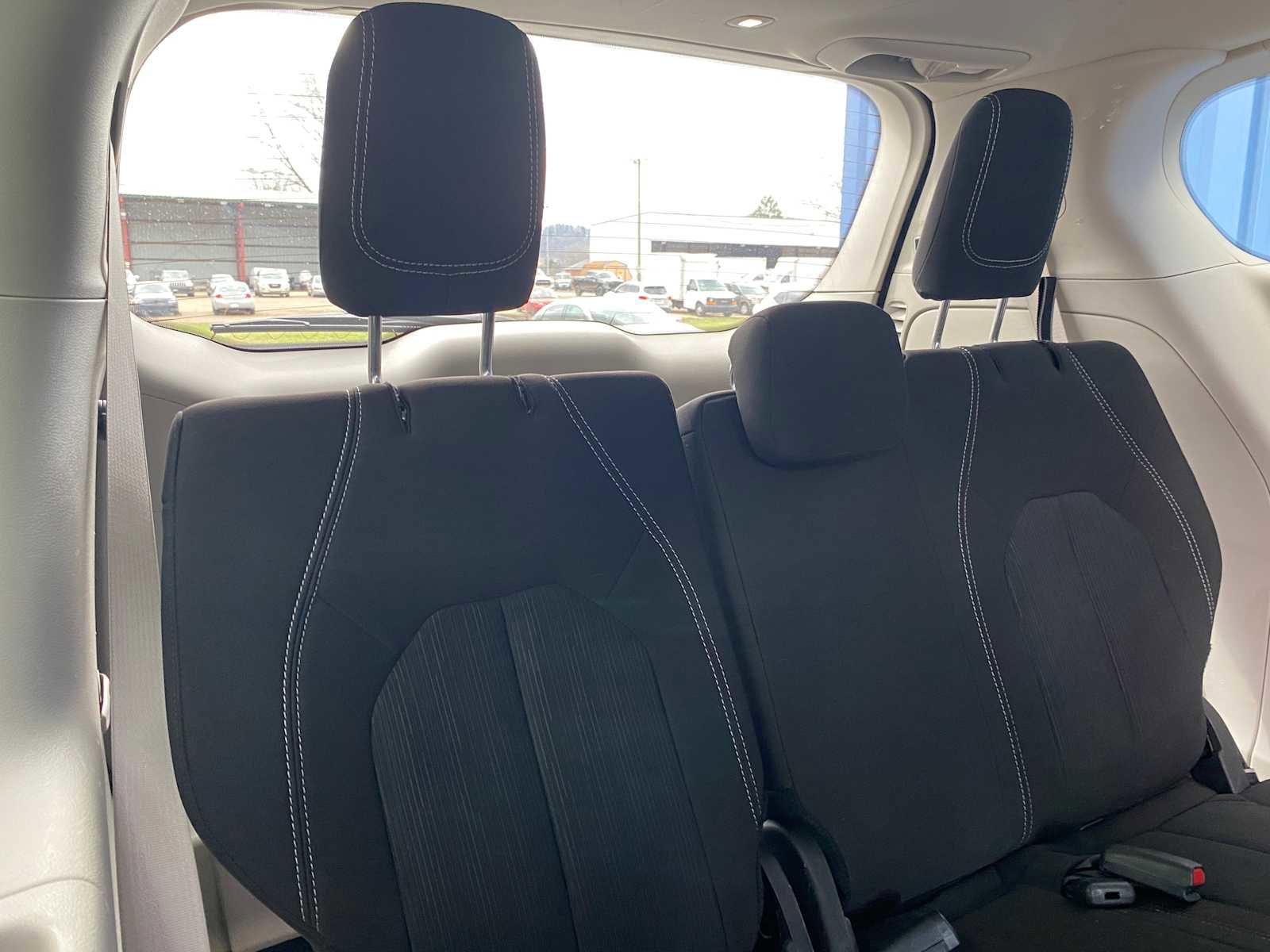 Used 2024 Chrysler Voyager LX image 35