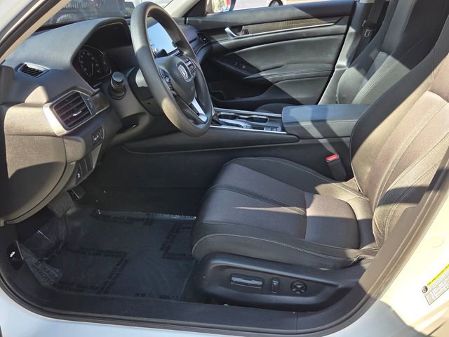 Used 2019 Honda Accord EX image 9