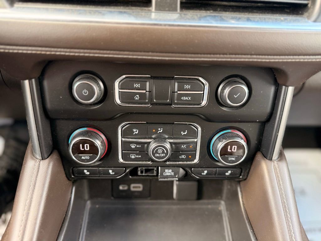 Used 2021 Chevrolet Tahoe Z71 w/ Z71 Off-Road Package image 25