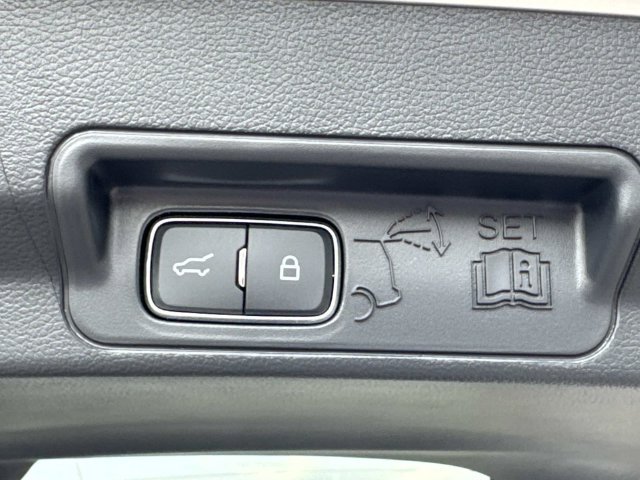 New 2026 Ford Explorer Active w/ Active Comfort Package RWD image 15