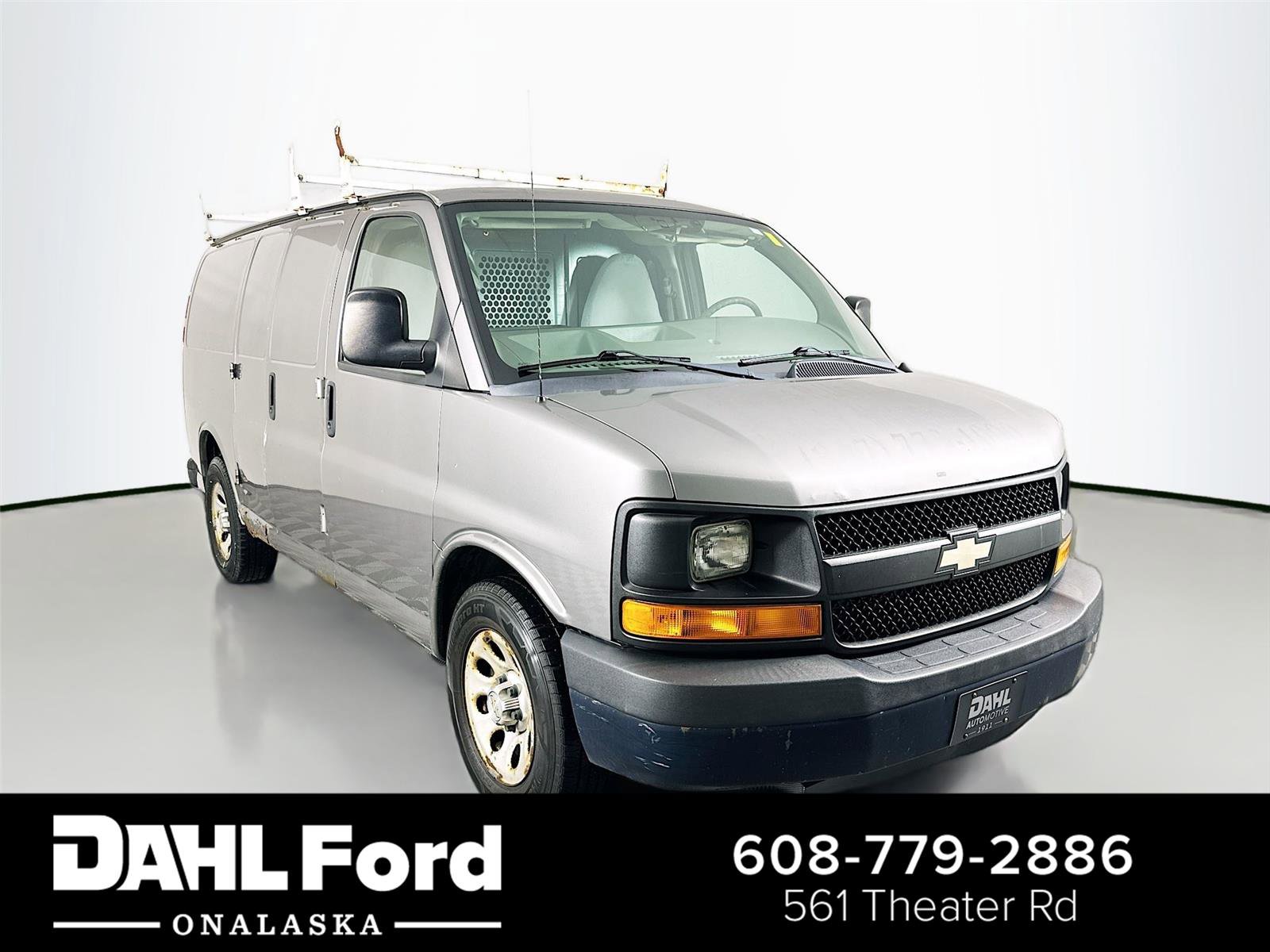 Used 2012 Chevrolet Express 1500 RWD image 1