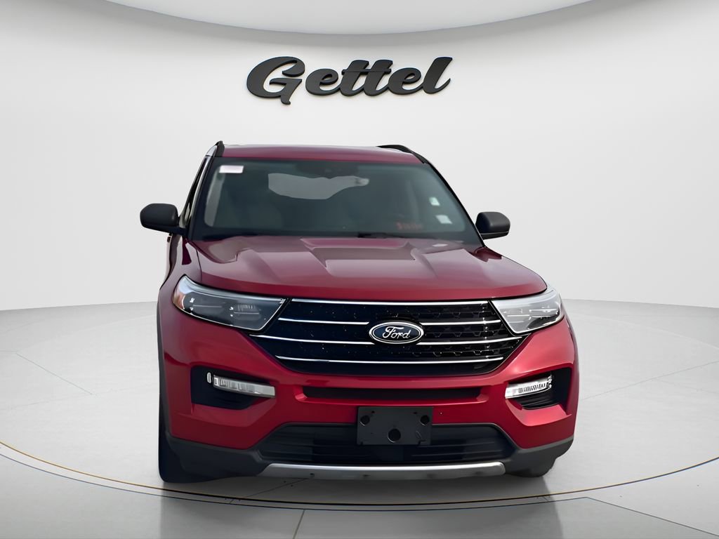 Used 2020 Ford Explorer XLT w/ Equipment Group 202A image 5