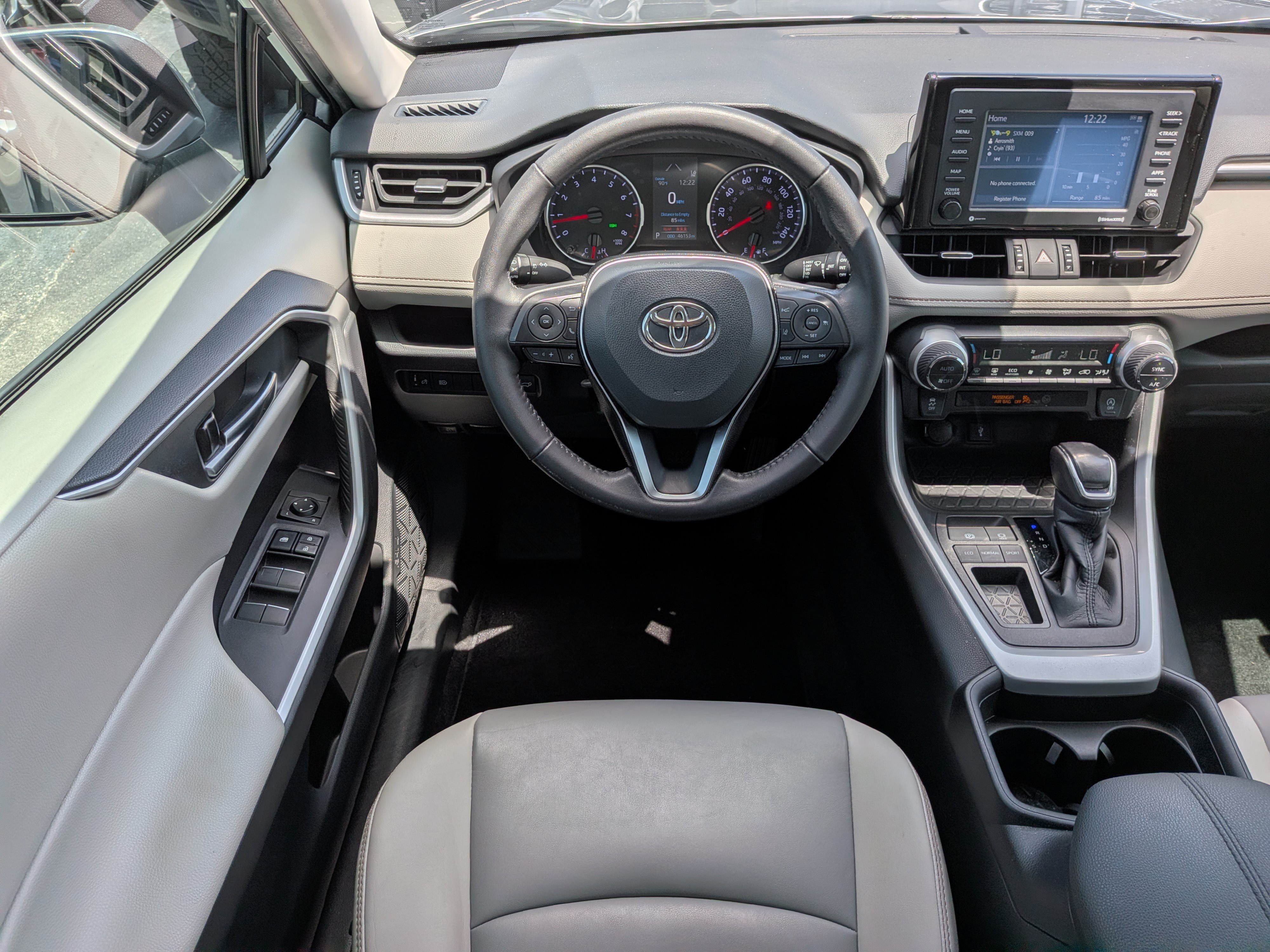 Used 2021 Toyota RAV4 XLE Premium FWD image 14
