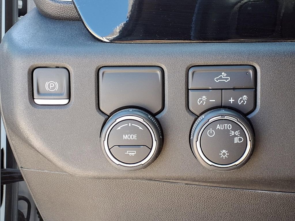Used 2024 Chevrolet Silverado 2500 LT image 17