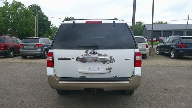 Used 2011 Ford Expedition EL XLT w/ 202A Rapid Spec Order Code AWD/4WD image 4