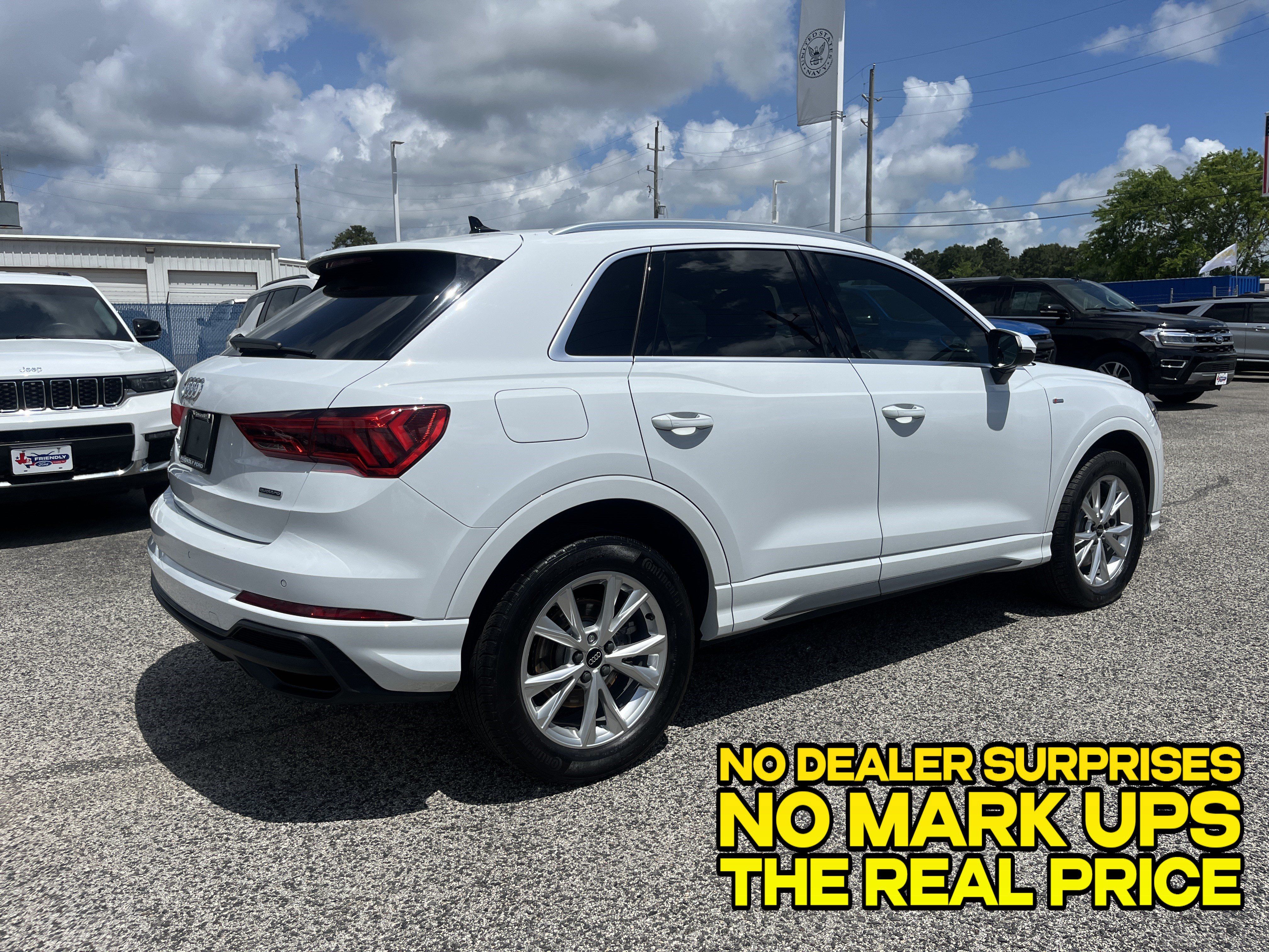 Used 2023 Audi Q3 2.0T Premium Plus AWD/4WD image 2