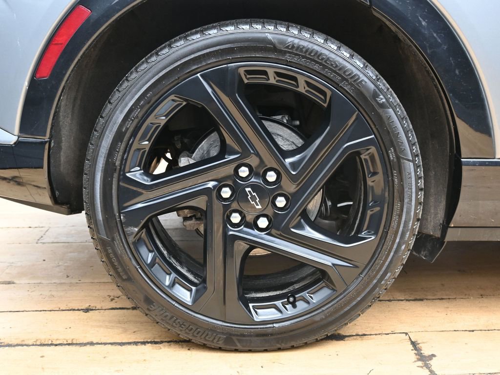 Used 2024 Chevrolet Equinox EV RS FWD image 13