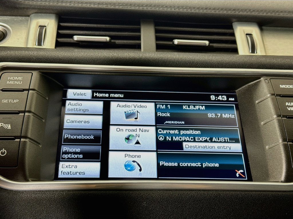 Used 2015 Land Rover Range Rover Evoque Pure Premium AWD/4WD image 18