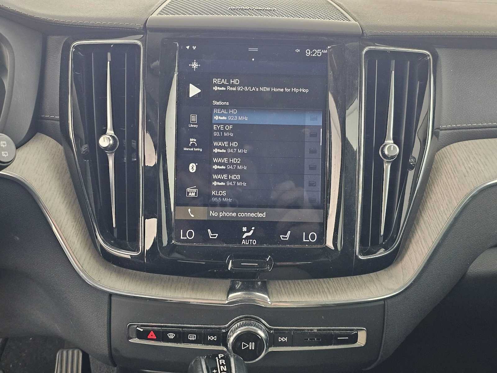 Used 2020 Volvo XC60 T5 Inscription FWD image 26