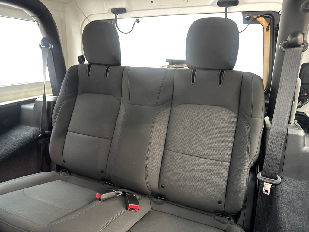 Used 2023 Jeep Wrangler Sport AWD/4WD image 35