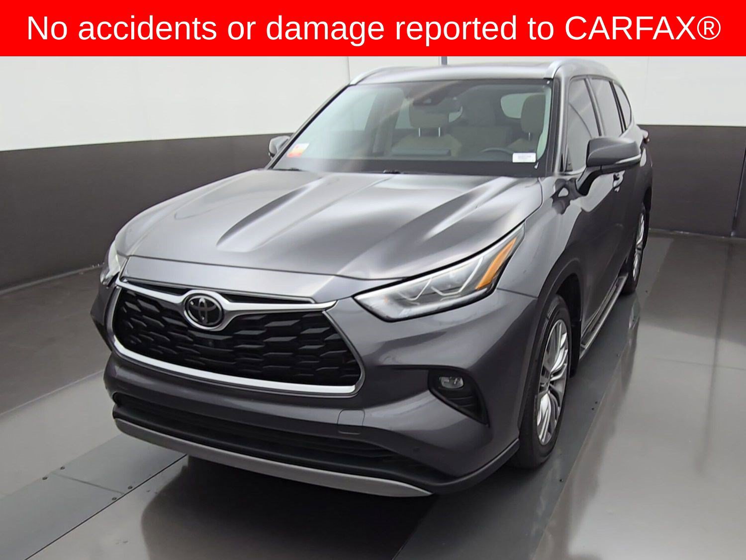 Used 2021 Toyota Highlander Platinum AWD/4WD image 3