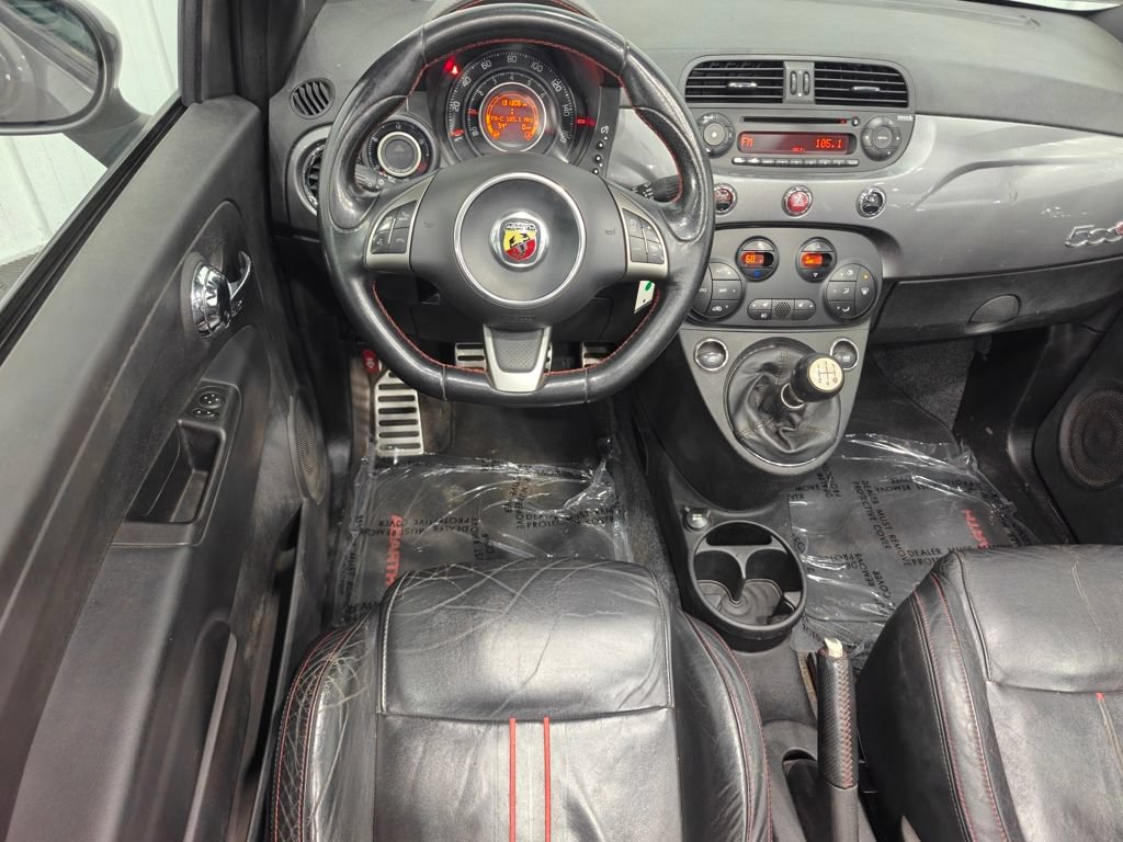 Used 2013 FIAT 500 Abarth w/ Comfort/Convenience Group FWD image 4