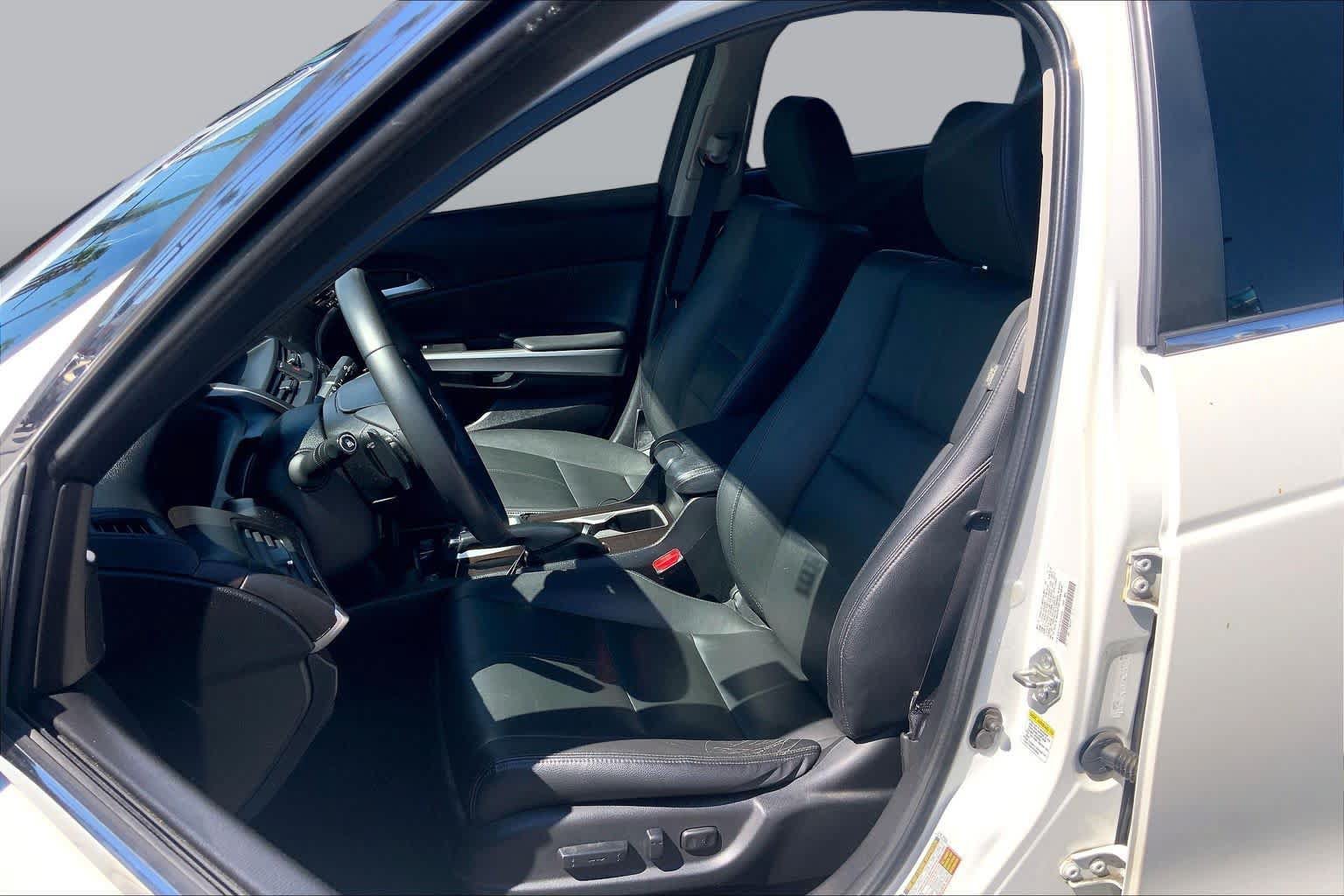 Used 2015 Honda Crosstour EX-L image 7