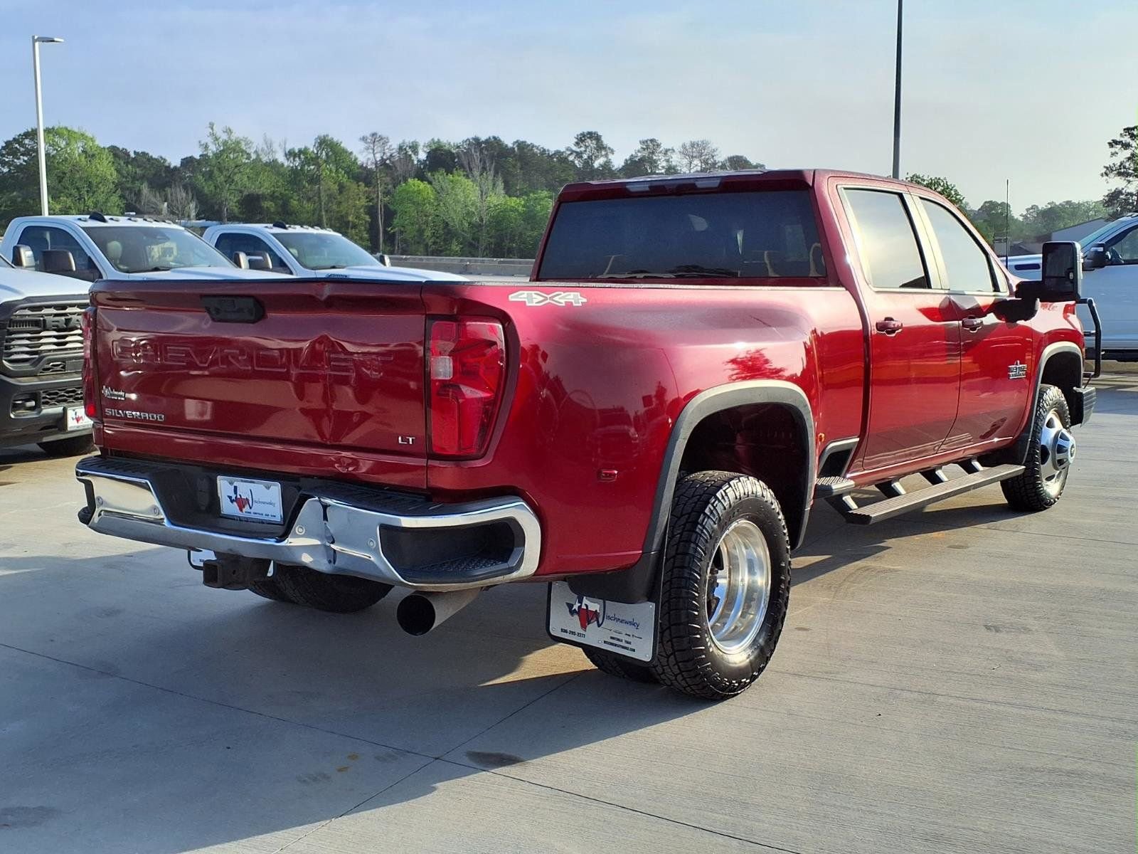Used 2021 Chevrolet Silverado 3500 LT w/ Texas Edition AWD/4WD image 6
