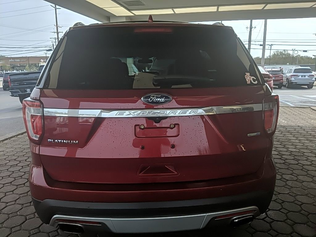 Used 2017 Ford Explorer Platinum image 7