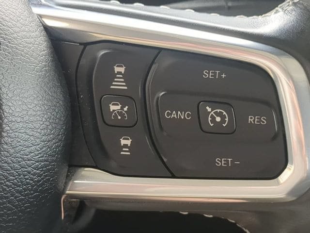 Used 2022 Jeep Gladiator Overland w/ Popular Equipment Package AWD/4WD image 25
