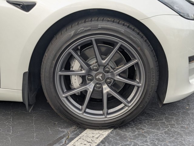 Used 2023 Tesla Model 3 Standard Range image 23