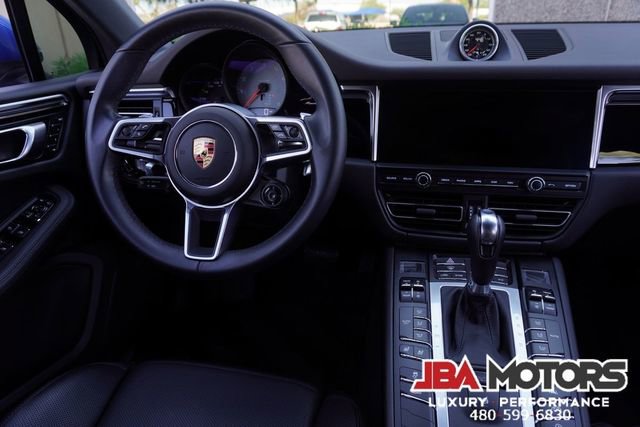 Used 2020 Porsche Macan S image 39