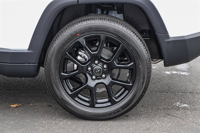 New 2026 Jeep Compass Latitude image 10