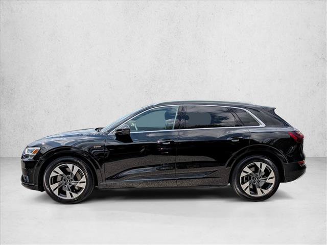 Certified 2023 Audi e-tron Premium Plus w/ Premium Plus Package AWD/4WD image 9