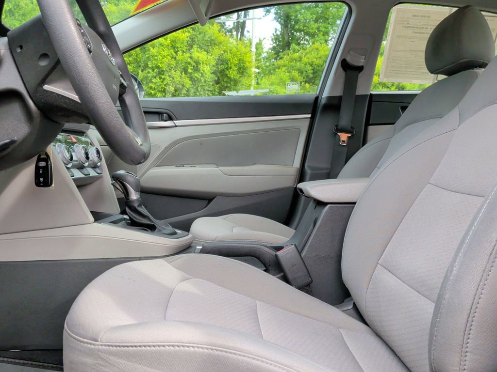 Used 2019 Hyundai Elantra SEL FWD image 11