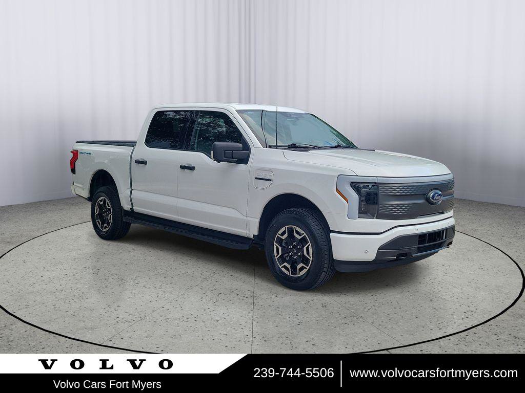 Used 2023 Ford F150 Lightning XLT AWD/4WD image 1